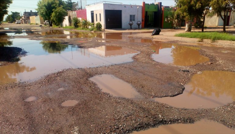 ‘Ahogan’ a Navolato lluvias continuas