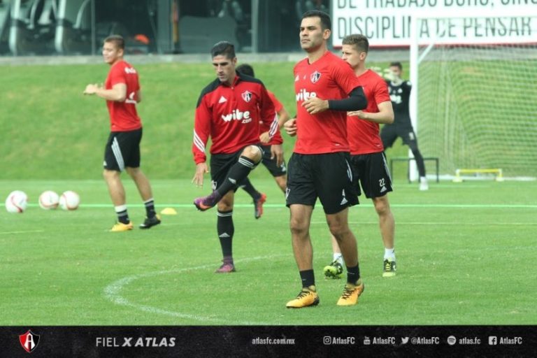 Rafa Márquez regresa a entrenar con el Atlas tras ser vinculado al narco