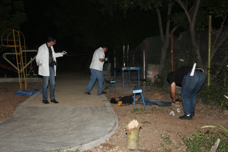 Matan a joven de 16 años en un parque de Culiacán