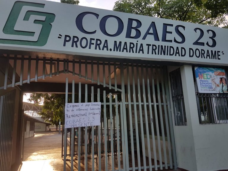 En paro 2 mil 700 maestros y administrativos de Cobaes; emplazan a Quirino