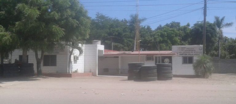Abandona Policía Estatal Villa Juárez