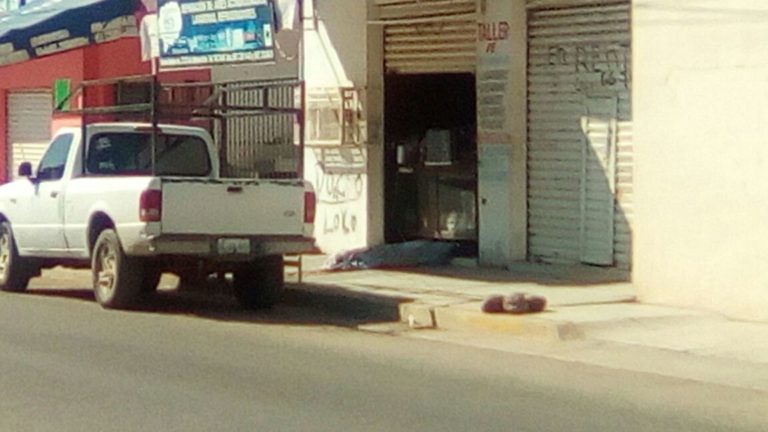 Ejecutan a balazos a un joven en Culiacán