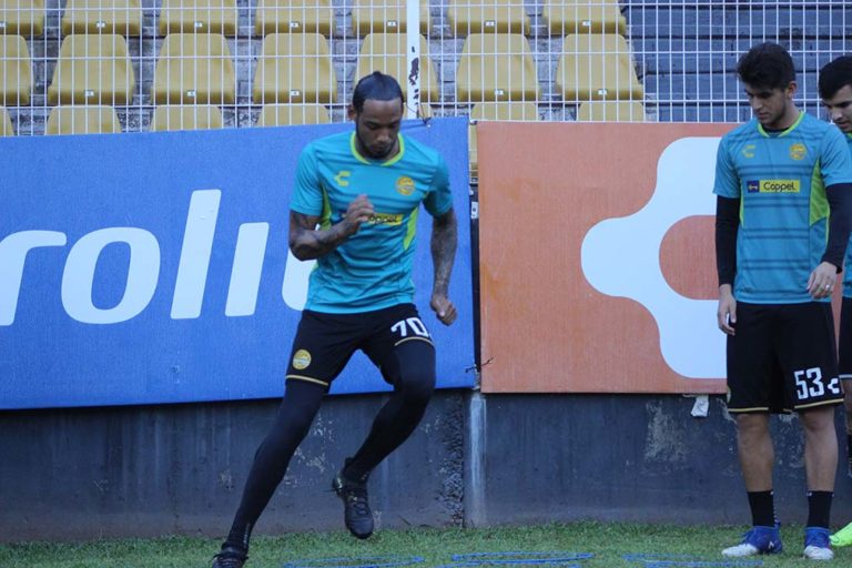 Dorados estará en la Liguilla: Vinicio Angulo