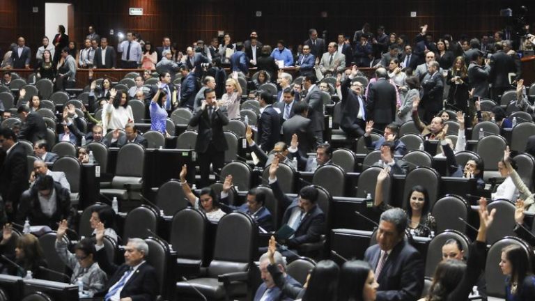 Diputados aprueban ley de ingresos 2018