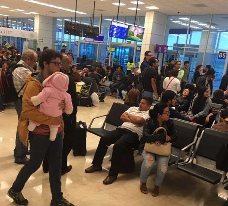 Aterriza de emergencia avión de Volaris en Veracruz