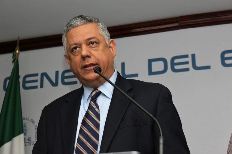 Por ‘malos manejos’ arrestan a exfuncionario de Malova, confirma fiscalía