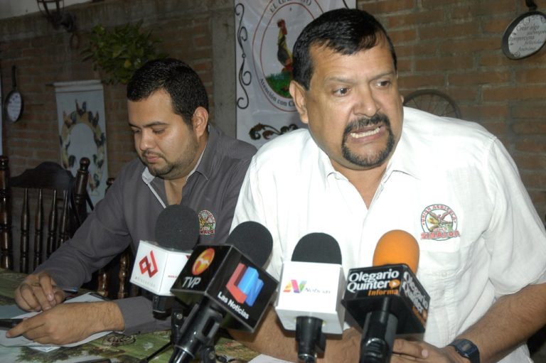 Con 300 productores, UARS amenaza con tomar Sagarpa