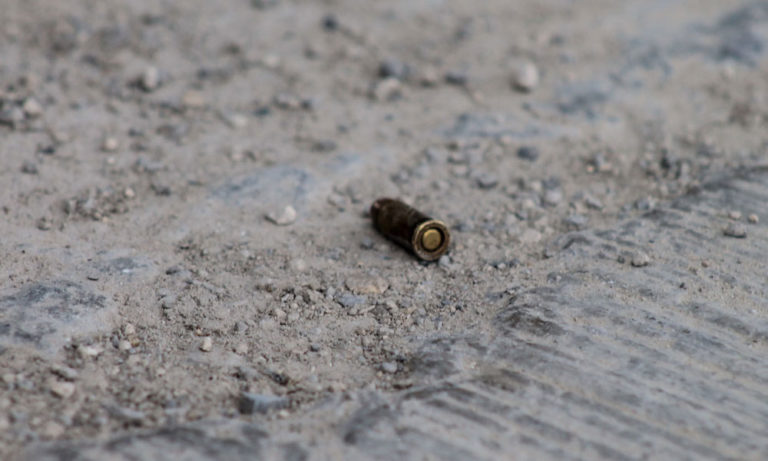 Balean a dueño de restaurante tras asalto en Culiacán