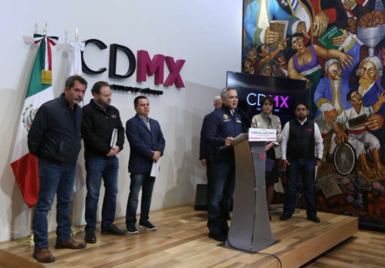 Amaga Mancera con retirarse del Frente Amplio si hay ‘dedazo’