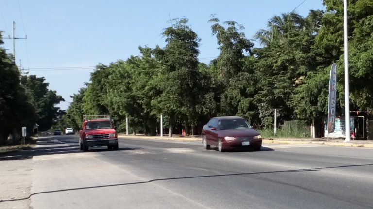 Iluminarán carretera Culiacán-Navolato antes de Navidad
