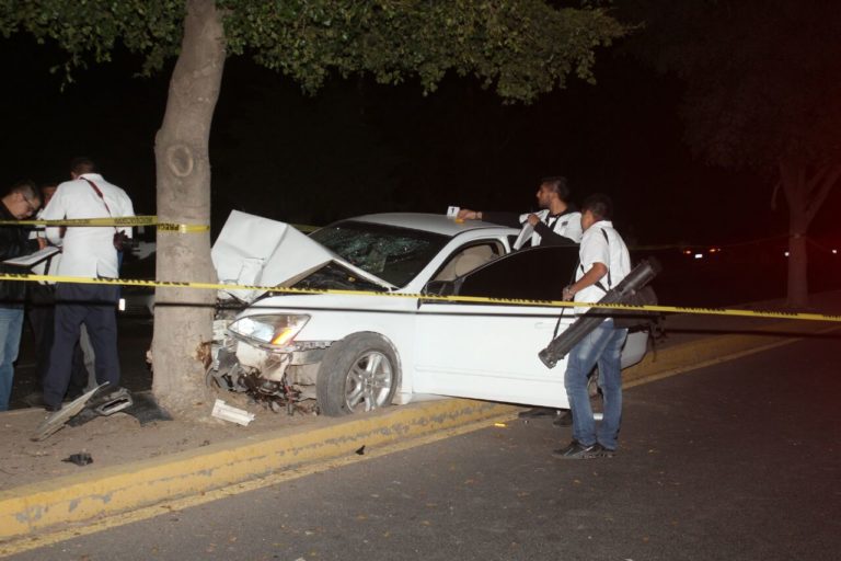 Choque deja un muerto y un herido en Yebavito, Navolato