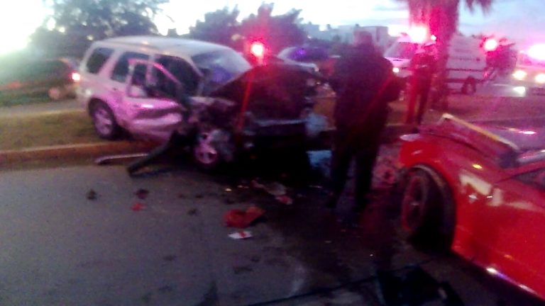 Dos heridos graves deja choque en la Isla Musala