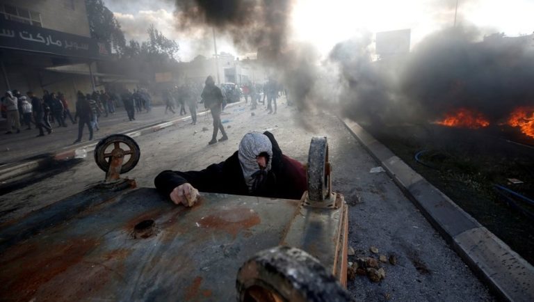 Desata Trump ira en Israel; grupo terrorista llama a rebelión