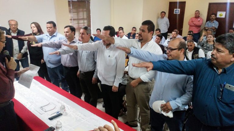 Alcalde promete ‘atacar’ a ambulantes con Implan