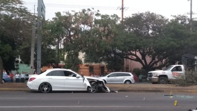 Tres vehículos participaron en ejecución del joven ‘rematado’ en Culiacán