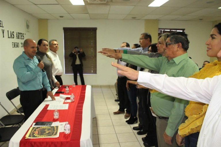 Rinde protesta consejo directivo del cuarto instituto en Navolato