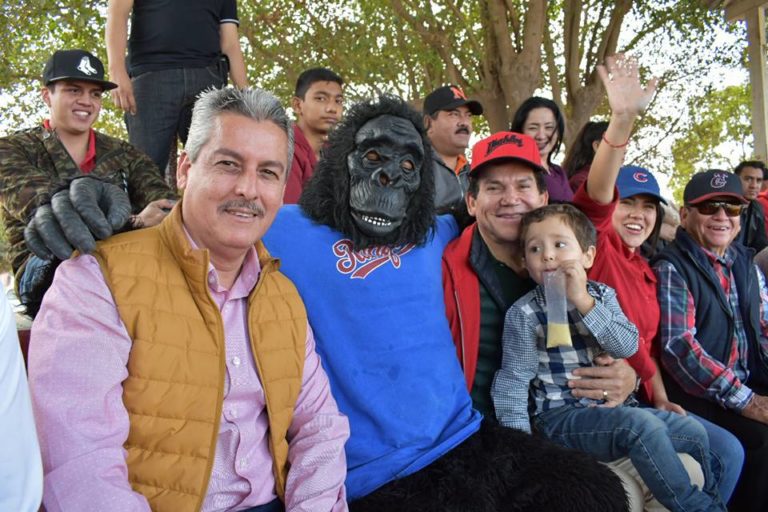 Activa alcalde promoción rumbo a reelección; revive la ‘RV’