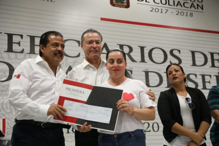 Se incorporan 39 mil familias a Prospera y 20 mil a 70 y Más en Sinaloa