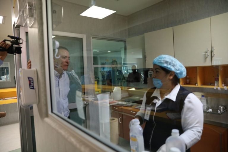 Garantiza Gobernador atención íntegra en Hospital Pediátrico