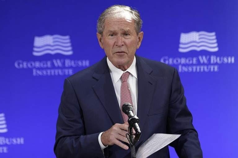 Hay evidencia clara de injerencia rusa en elecciones: George Bush