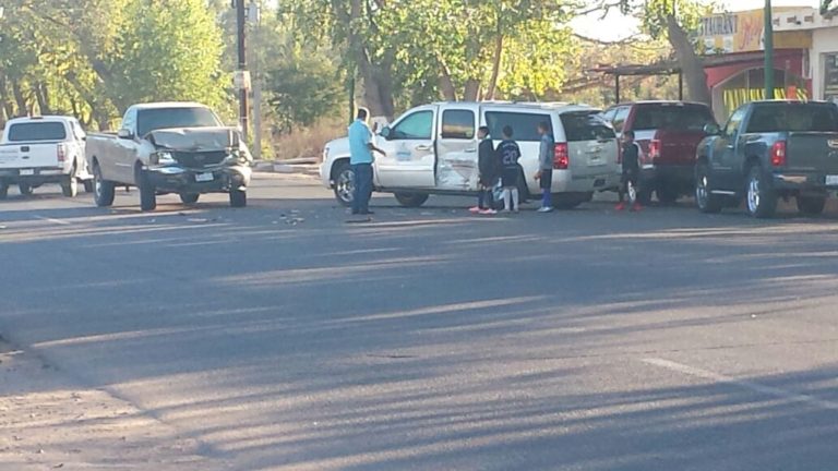 ‘Chenel’ no hizo alto y terminó provocando accidente automovilístico