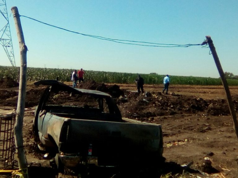 Localizan cuerpo quemado tras incendio en ducto de Pemex en El Tamarindo