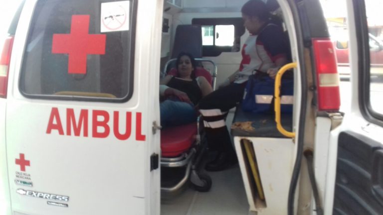 Balean a mujer en Altata para robarle su carro