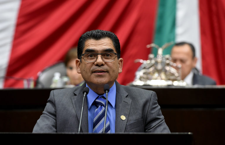 Tras 60 días de batalla Chuy López se separa del cargo y apunta a la alcaldía de Guasave