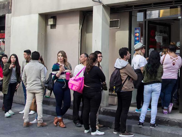 Bancos se recuperan con lentitud de presunto hackeo al SPEI