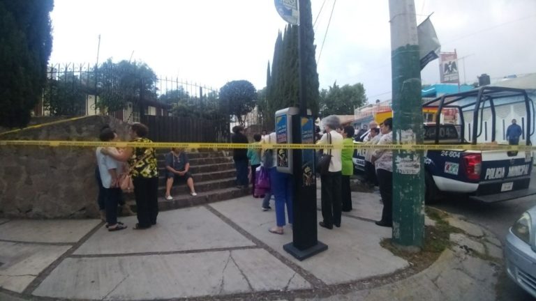 Matan a puñaladas a sacerdote en iglesia de Estado de México