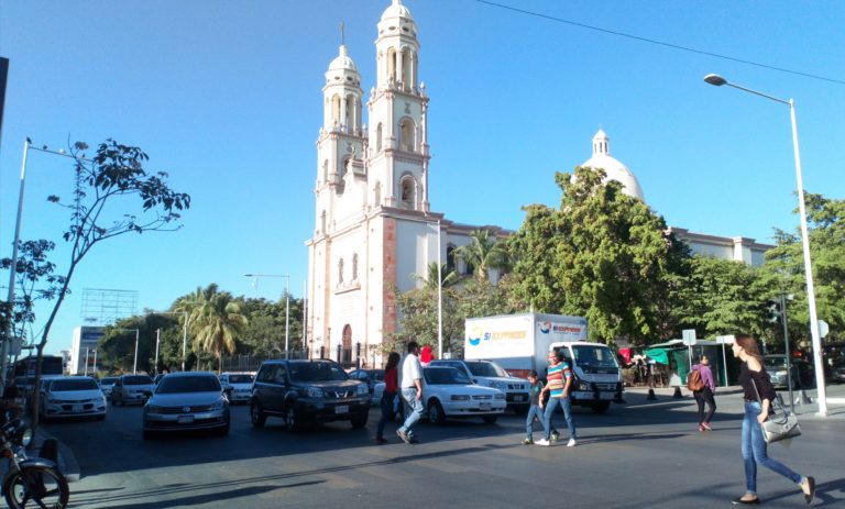 Calor promedia los 35 grados en Sinaloa