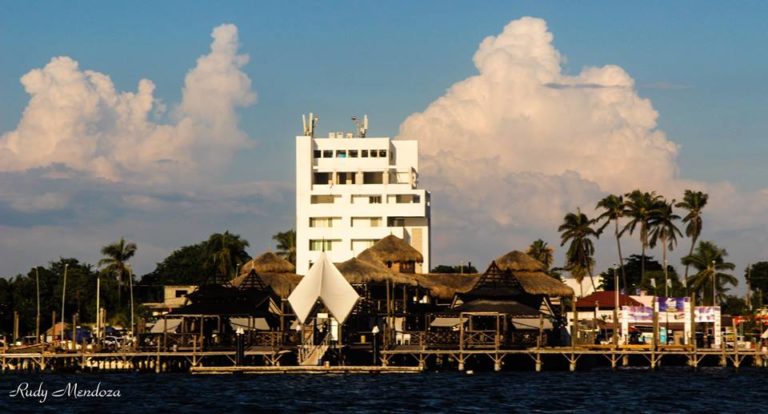 Negocia Navolato inversión en turismo, agroindustria y comercio