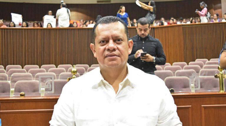 Diputado del Verde se regresa al Congreso tras pedir licencia