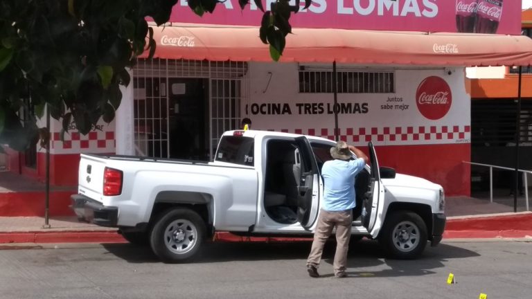 Le cerraron el paso y disparan con ‘cuerno de chivo’