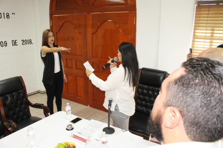 Abandonan el Ayuntamiento síndica procuradora y regidores para irse a campañas