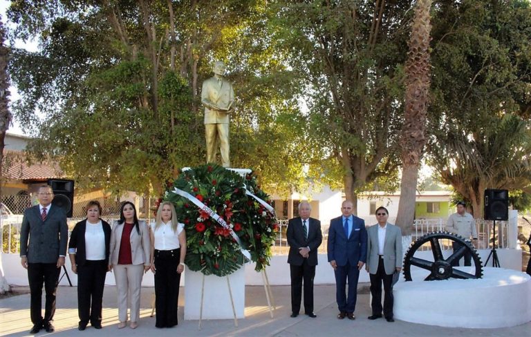 Conmemoran 128 años del natalicio de Juan de Dios Bátiz