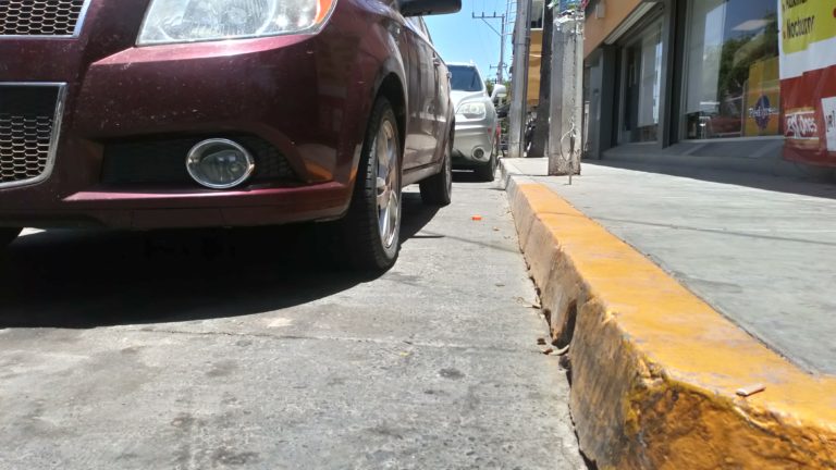 Aplica Navolato ‘cero tolerancia’ a segundas filas y franja amarilla