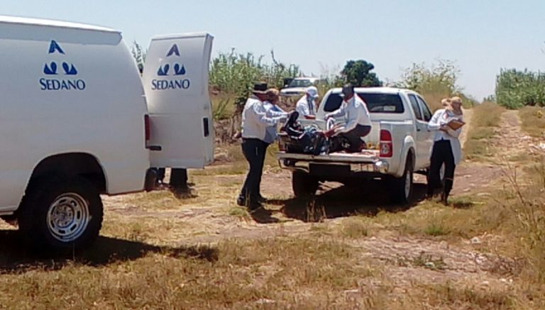 Hallan muerto en una camioneta a joven de Recoveco