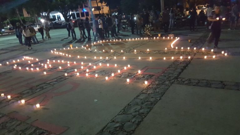 Siempre no me los cortaron, Javier