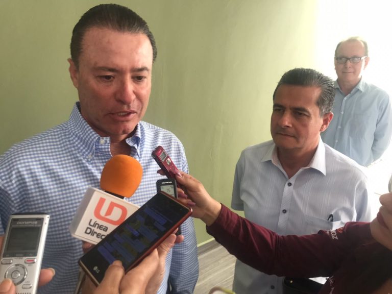 Salud está muy lastimado, Quirino tras desabasto en el Pediátrico 