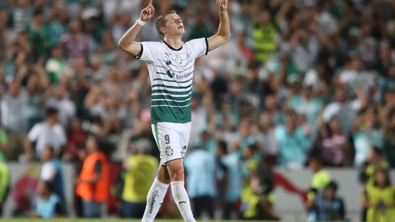 Santos apaga el infierno; Siboldi llora incrédulo