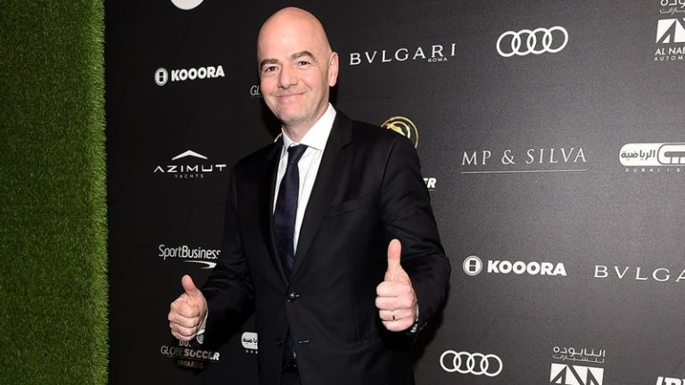 FIFA propone mini Mundial de ocho selecciones cada dos años