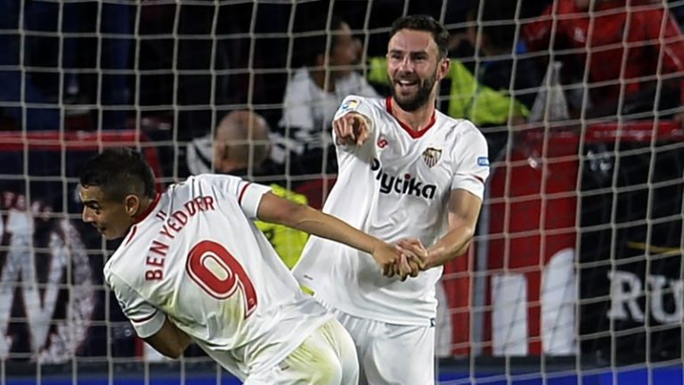 Layún, quinto mexicano en marcarle al Real Madrid en Liga