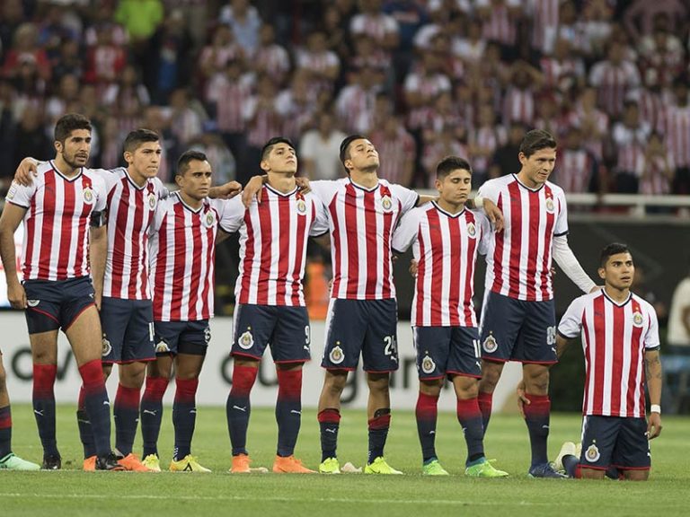Jugadores de Chivas desafían a la directiva, no se presentan a exámenes