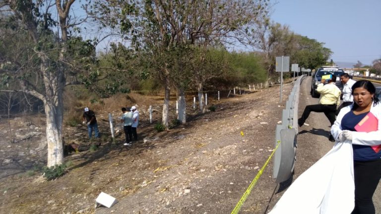 Lo matan con arma blanca y lo dejan en ‘El Trébol’, Culiacán
