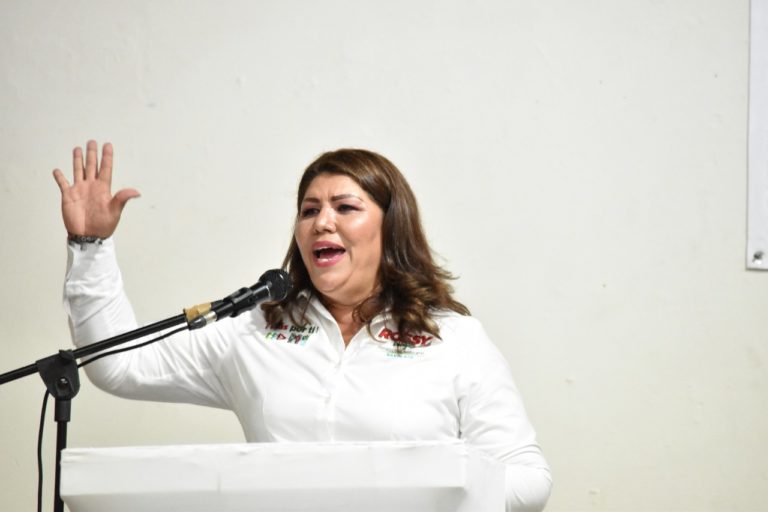 Rossy Rodríguez, mujer de palabra, así se proclama en el debate