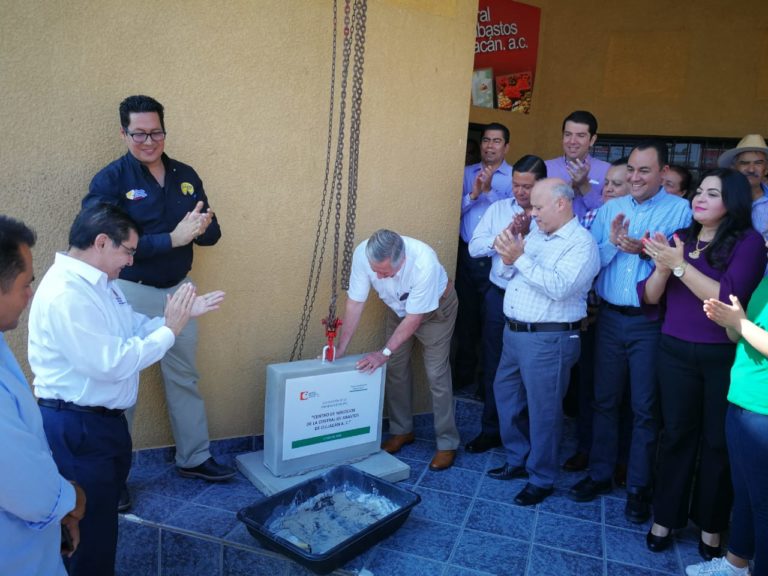 Colocan primera piedra del Centro de Negocios de la Central de Abastos de Culiacán