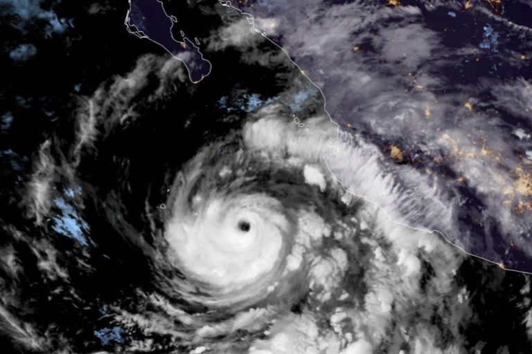 Bud es huracán categoría 4; afectará Sinaloa