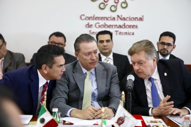 Demanda Quirino ante gobernadores más subsidio al diesel, Empleo Temporal y fortalecer Propesca