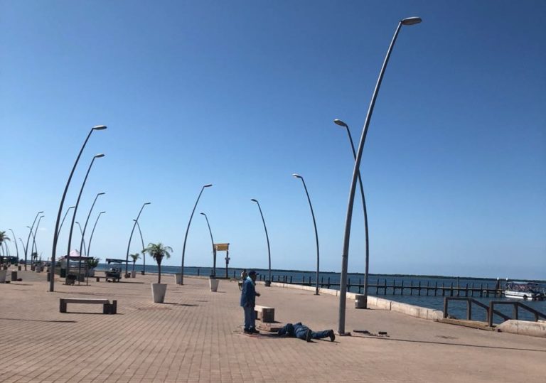 Rescatan Malecón de Altata; habrá iluminación al 100%